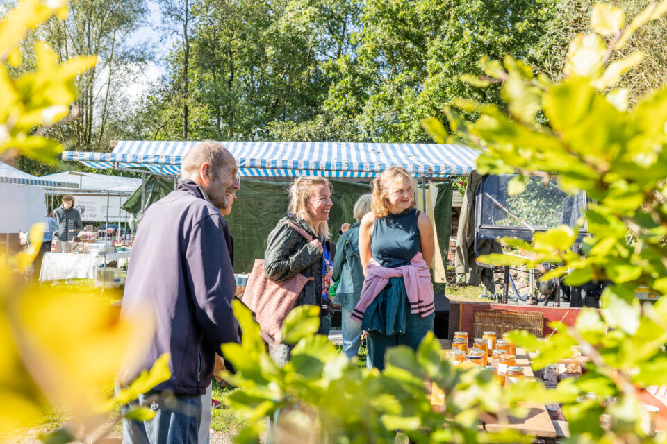 Fierljeppen en Streekmarkt155