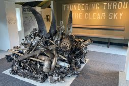 Lancaster Expositie ‘Geraakt, de laatste vlucht van Lancaster R5682’ heropent in Earnewâld 