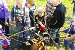 Winterwandeling door de Lytse Mear met broodjes bakken bij het kampvuur (6+)